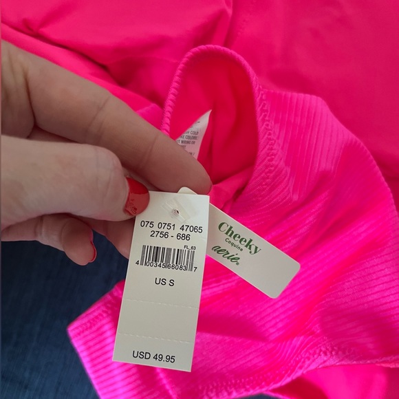 *NWT, Never Worn* Aerie Cheeky One-Piece Swimsuit, Size SMALL - Picture 4 of 5